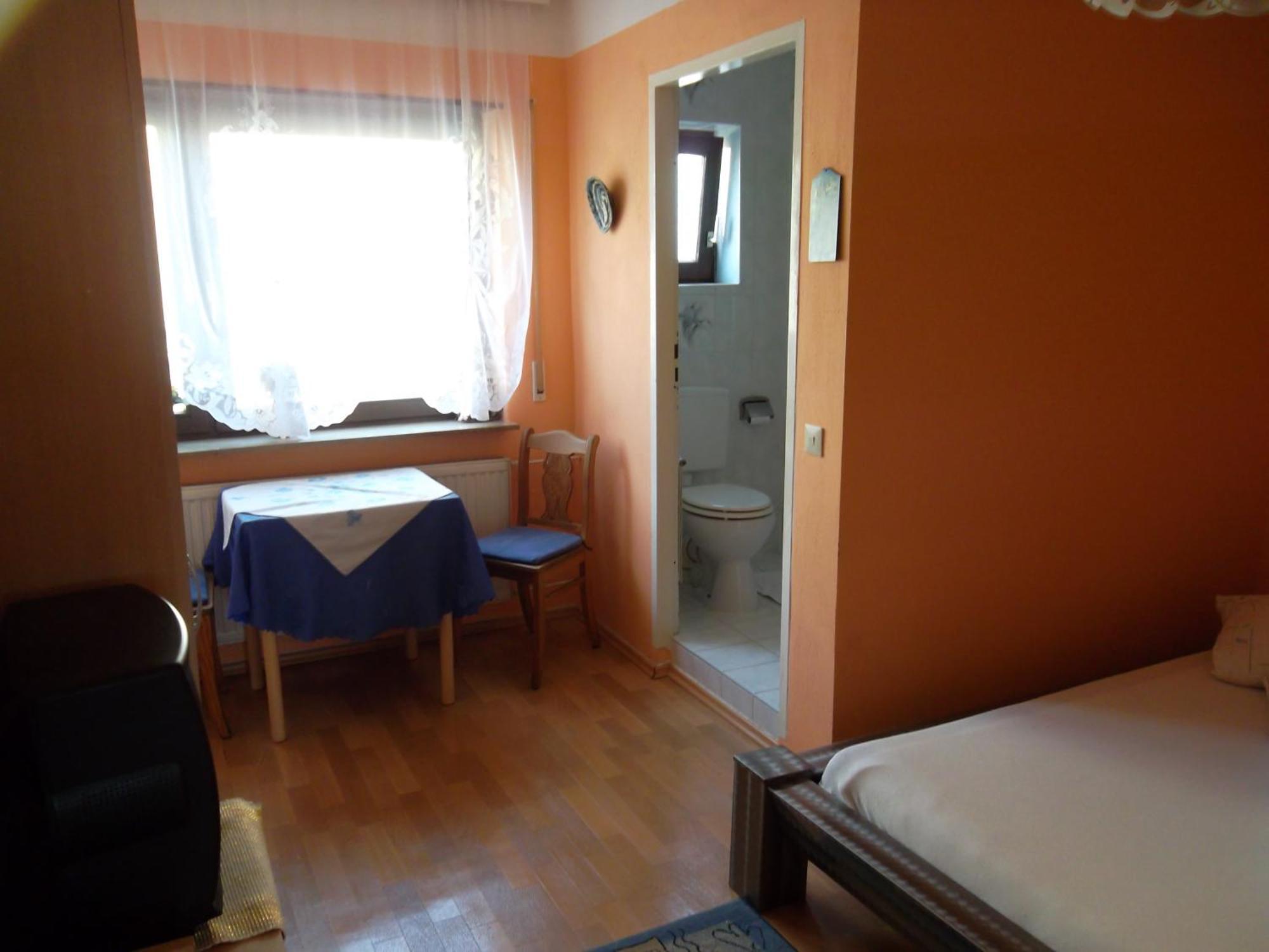 Gasthof Und Pension Mainzer Rad Schwetzingen Ngoại thất bức ảnh