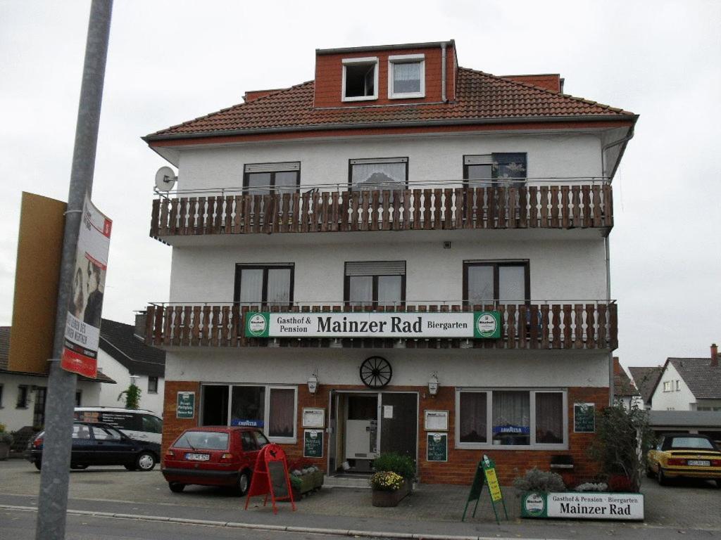 Gasthof Und Pension Mainzer Rad Schwetzingen Ngoại thất bức ảnh